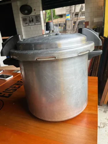 Panela de Pressão 20lts super nova