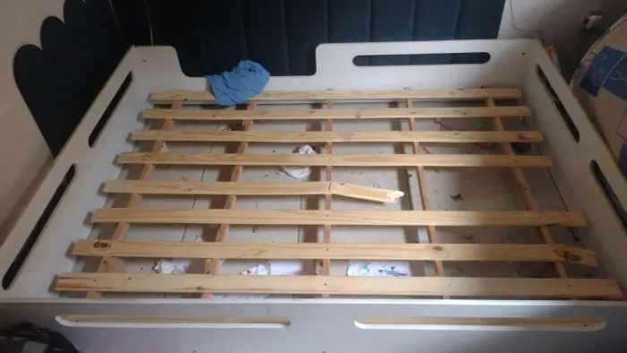 Cama de casal montessoriana