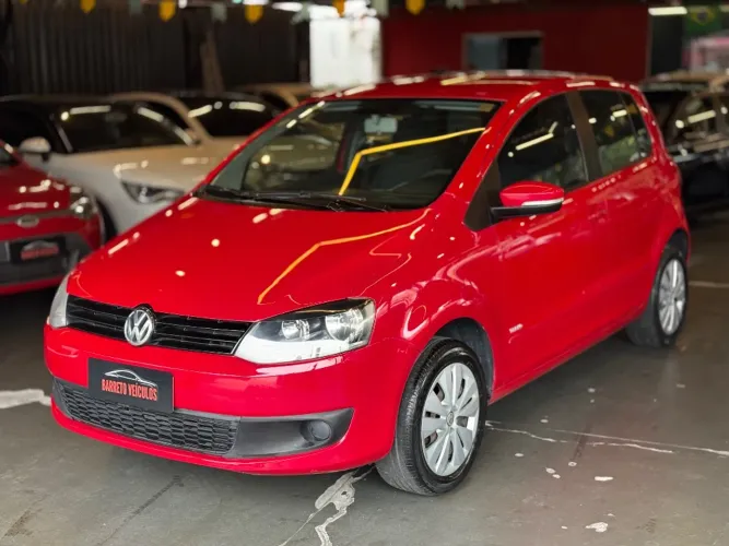 Volkswagen Fox 1.0 MI Total Flex 8V 5P 2014