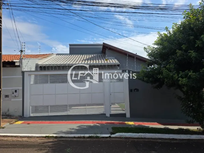 Casa à venda em Campo Grande-MS, bairro Cel. Antonino: 2 quartos, 1 suíte, 1 sala, 1 banhe