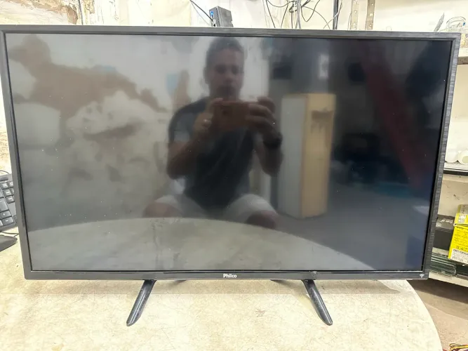 Smart Tv Philco Retirada de Peças