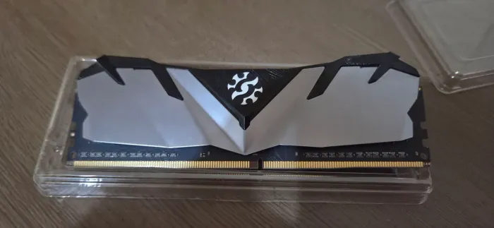 8GB Memória Ram DDR4 3200MHz