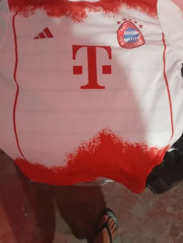 Camisa do Bayer de Monique