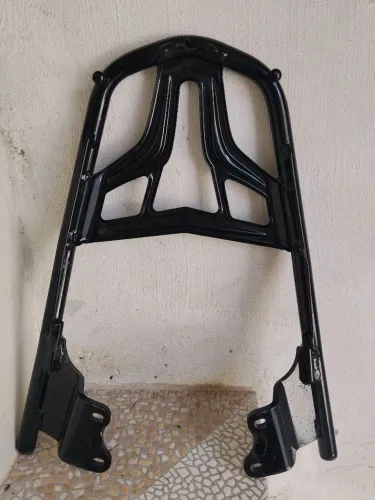 Suporte para baú de moto