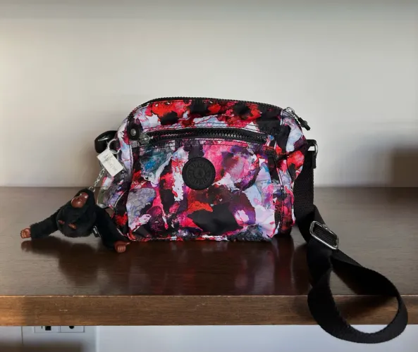 Bolsa Kipling Gabbie S Original - Estampa Floral Splash