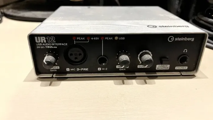 Interface de Áudio Steinberg UR12 (Qualidade Yamaha) - 24-bit/192kHz
