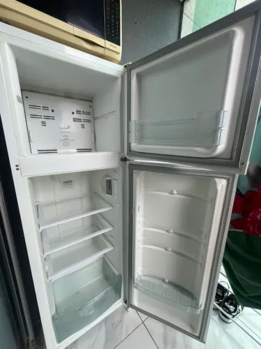 Geladeira consul e micro-ondas Panasonic