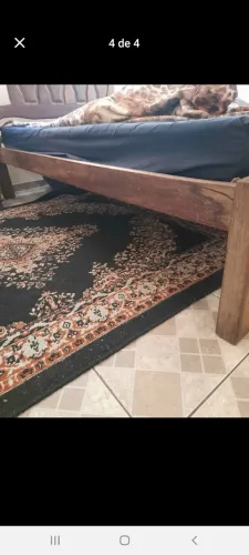 Cama de casal de sucupira talhada