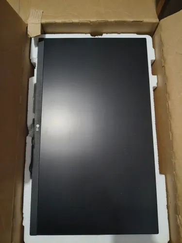 Monitor LG 24