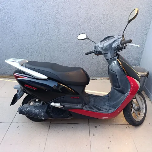 Honda Lead Automático 