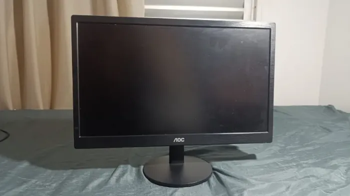 Monitor AOC 18.5