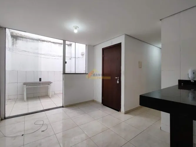 Apartamento para aluguel, 2 quartos, Manoel Valinhas - Divinópolis/MG