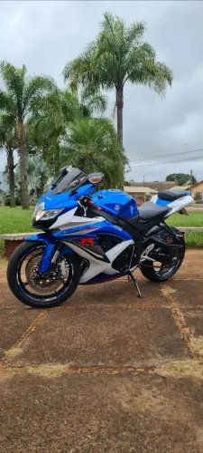 Suzuki GSX-R 750 SRAD 2011 - Muito Conservada