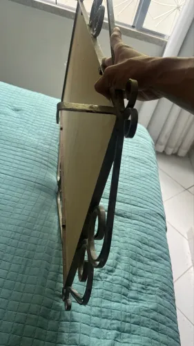 Espelho 0,5m x 1m com moldura em ferro