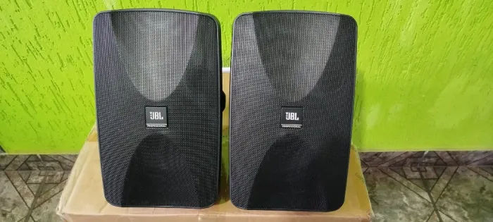 Caixa JBL CONTROL SA6-PRO preta