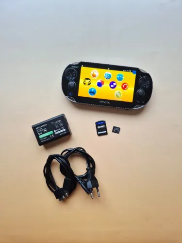 PS VITA (Psvita) OLED Preto 8GB Lotado de Jogos + Jogo Call Of Duty