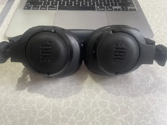 Fone JBL Tune 710 BT