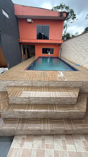 Casa na praia de Itanhaém com piscina disponível natal e ano novo