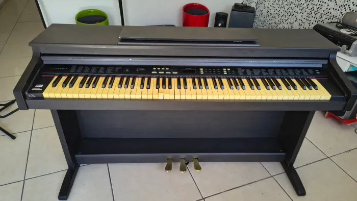 Piano Digital Fênix TG-8815 "oportunidade"