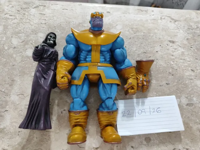 Marvel select Thanos e morte