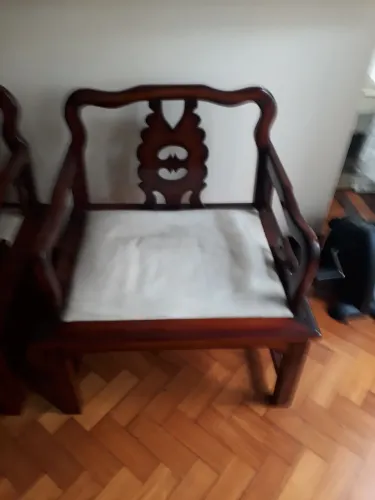 Cadeira de cerejeira