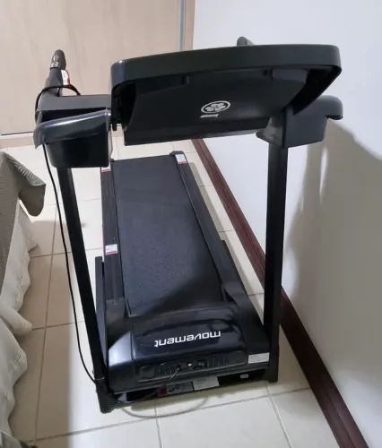 esteira da MOVEMENT r4i