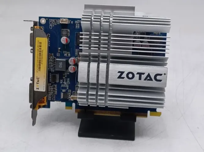 Placa de vídeo Zotac NVIDIA GeForce Zone Edition 9500 GT 512MB DDR2 128 bits
