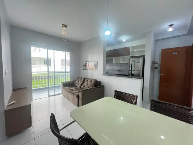 Alugo apto no Gran Village Brasil 3 - com 2 banheiros - MOBILIADO - perto do Comercial Mil