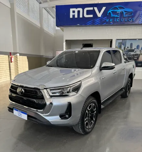 Toyota Hilux CD SRX 4X4 2.8 TDI 16V Diesel Aut. 2025