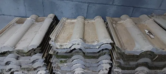 Venda de telha Tégula cada