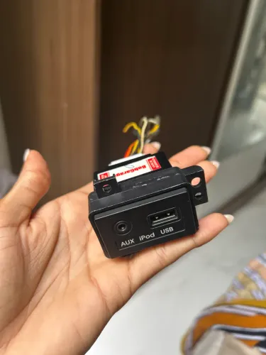 Conector USB aux Hyundai HB20 2012 a 2019 