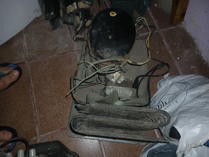 Motor Freezer, condensador 220volts