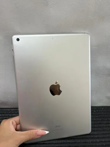 IPAD 8 GERAÇÃO 32GB SILVER  100% R$999,00 *PROMOÇÃO*
