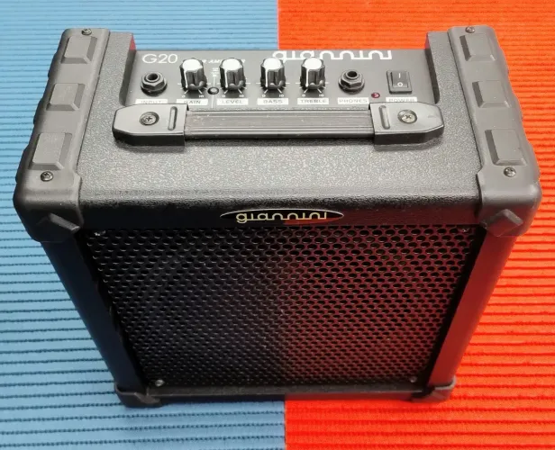 CUBO PARA GUITARRA GIANNINI G20 - 20W - ESTADO DE NOVO