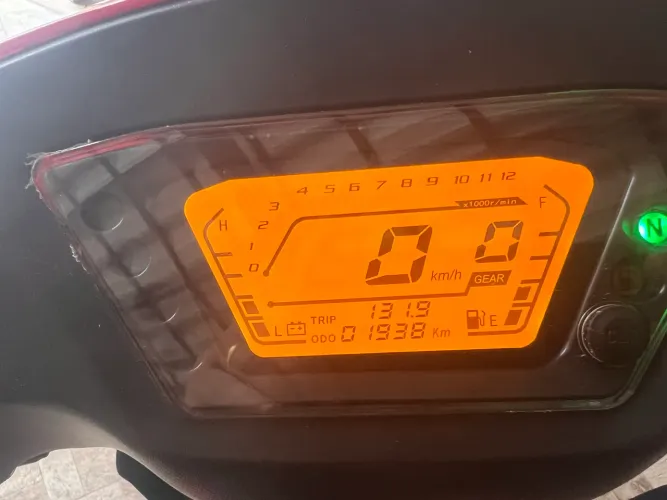 Moto novíssima