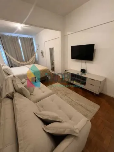Kitnet/Conjugado : / Residencial / Copacabana