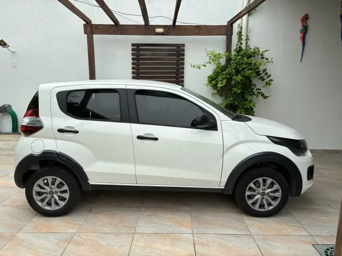 Fiat Mobi Like 1.0 Fire Flex 5P. 2024