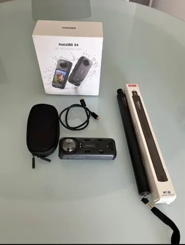 INSTA 360X4
