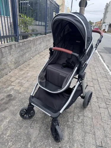 Carrinho de bebê infanti - Romanzo