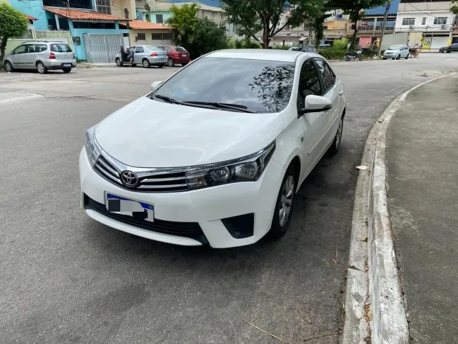 Toyota Corolla GLI 1.8 Flex 16V Aut. 2016