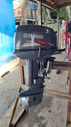 MOTOR DE POPA YAMAHA 25 HP 2T