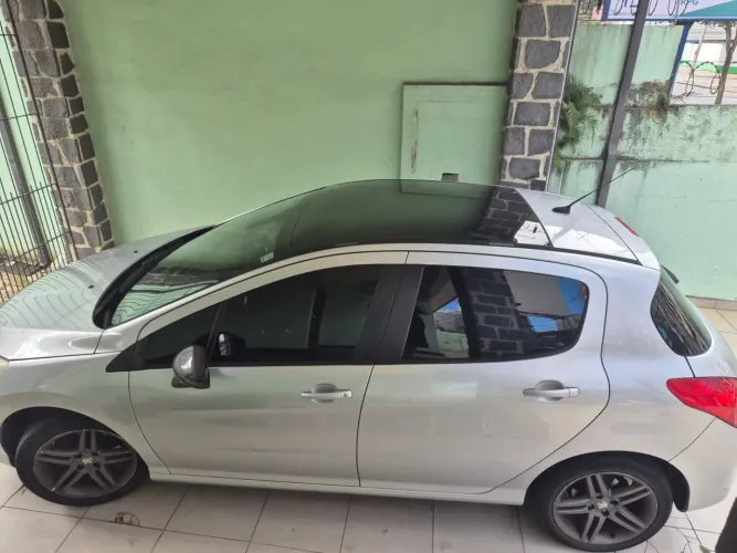 Peugeot 308 Feline/griffe 1.6 Turbo 16V 5P Aut. 2014