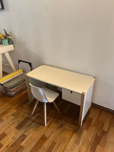 Mesa e cadeira infantil
