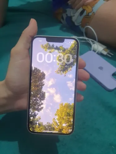 iPhone 13