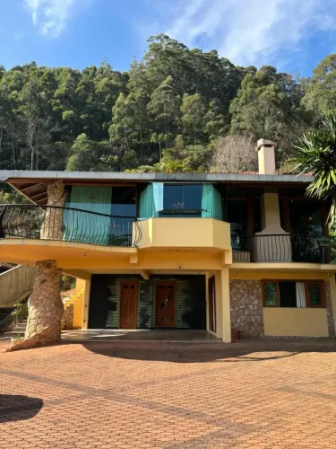 Casa para locação no Condomínio Villa Gandhi  Cascatinha  Nova Friburgo/RJ