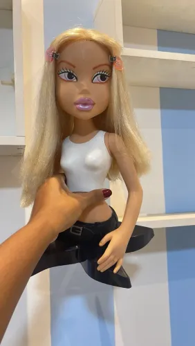 Busto Bratz