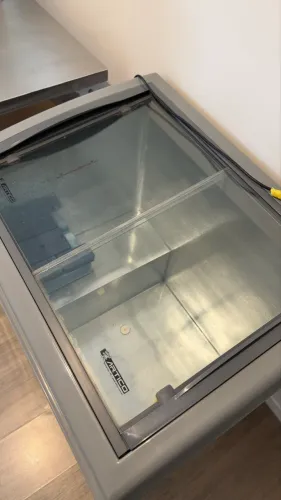 Freezer 300 litros