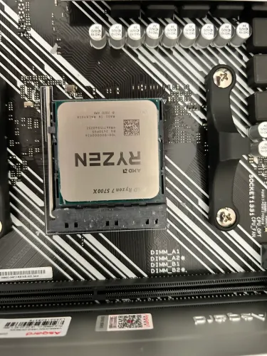 Kit r7 5700x, b550a e 32gb ram Asgard