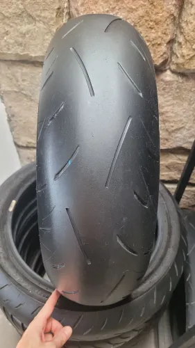 João pessoaPB pneu traseiro dunlop 180/55/17 pra hornet, xj6, bandit