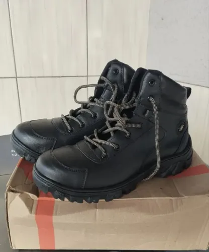 Bota coturno